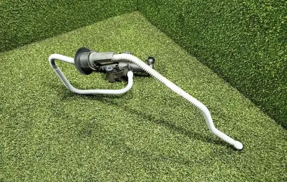 Nissan NV300 Clutch master cylinder 308506981R 93868394 306105360R
