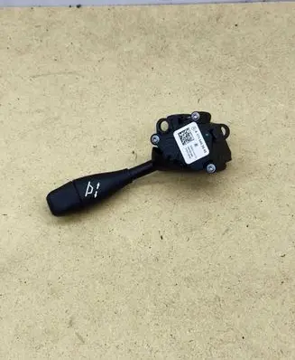 Mercedes-Benz E W211 Steering wheel adjustment handle/lever A1715402945