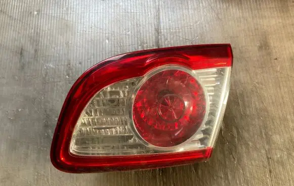 Hyundai Santa Fe Tailgate rear/tail lights 924062B5