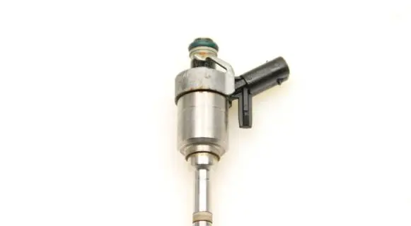 Audi A5 Fuel injector 06G906036L