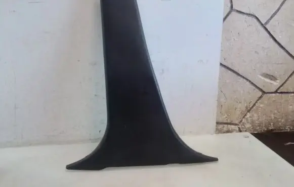 Nissan Note (E11) (B) pillar trim (bottom) 769169U000
