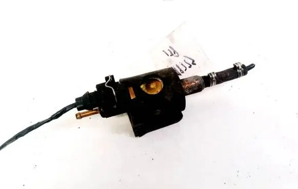 Volkswagen Golf V Webasto circulation pump for autonomous heater 