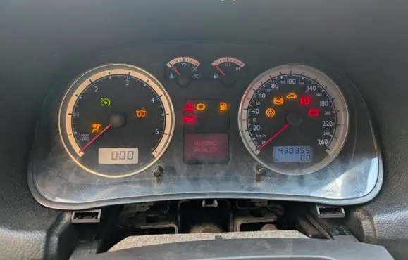 Volkswagen Bora Speedometer (instrument cluster) 1J5920826C VWZ7Z0B5546759 130602184410