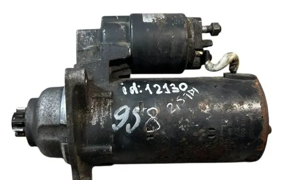Volkswagen Transporter - Caravelle T4 Starter motor 02B911023D 0001125001 8018470