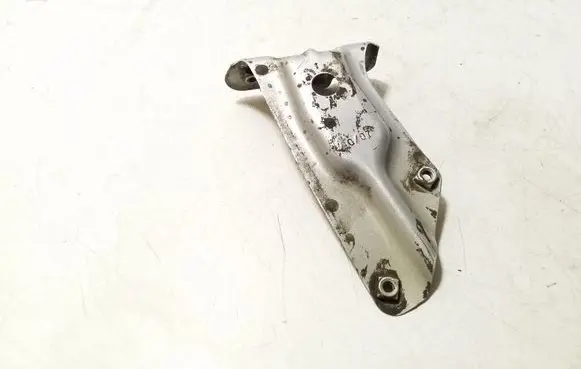 Volkswagen Golf V Fender mounting bracket 1K6821136