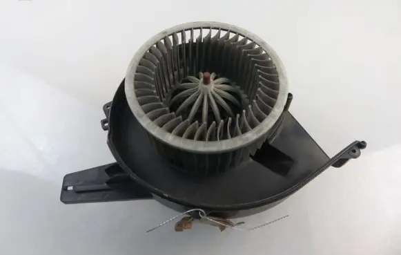 Volkswagen Fox Heater fan/blower 6Q1819015G