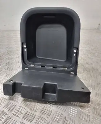 Toyota RAV 4 (XA50) Glove box in trunk 6535142010 42010