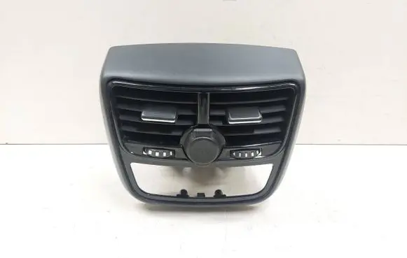Rear air vent grill