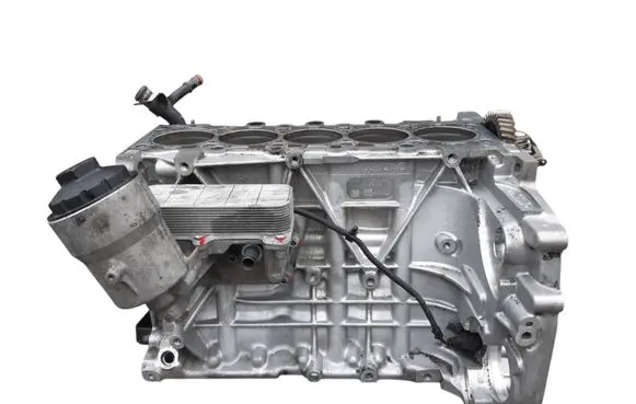 Volkswagen Touareg I Engine block 070103021C