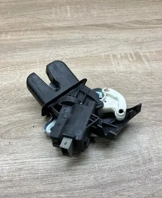 Audi A4 S4 B8 8K Tailgate/trunk/boot lock/catch/latch 4F5827505D