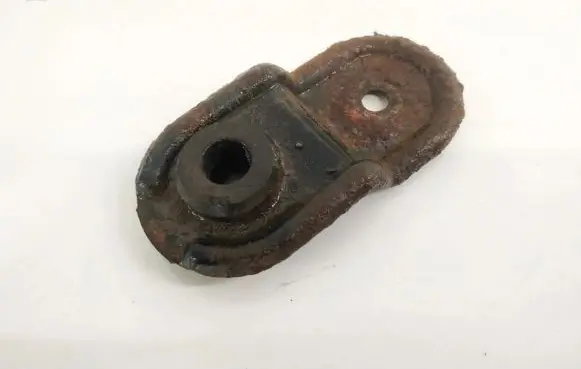 Subaru Legacy Radiator mount bracket