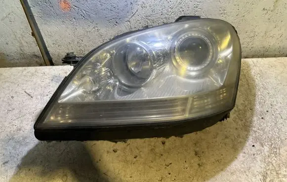 Mercedes-Benz ML W164 Headlight/headlamp A0038205826 113364 5DF00870402