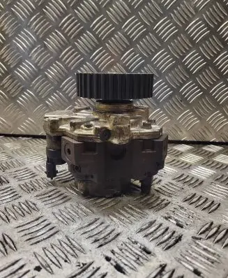 Opel Astra H Fuel injection high pressure pump 8973279241