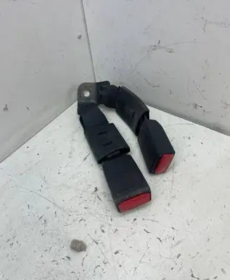 Chevrolet Trax Rear seatbelt buckle 42372975