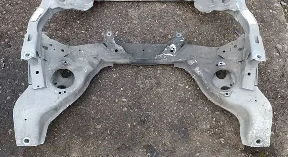 BMW 1 E81 E87 Front subframe 31116785639 31116780846 31106777716