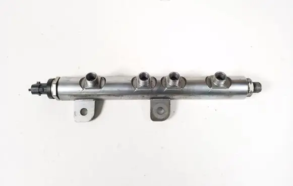 Jaguar XF X250 Fuel main line pipe 9X2Q9D280FA
