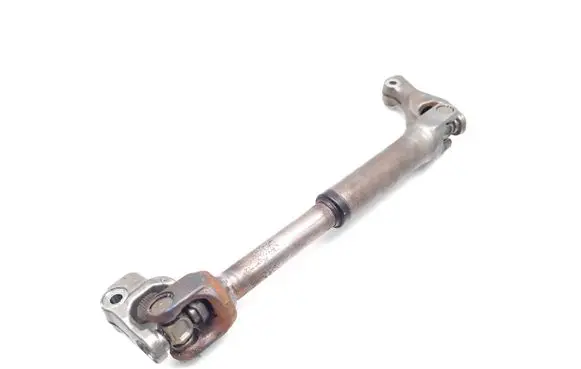 Toyota RAV 4 (XA40) Steering column universal joint 