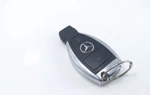 Mercedes-Benz ML W164 Ignition key/card 