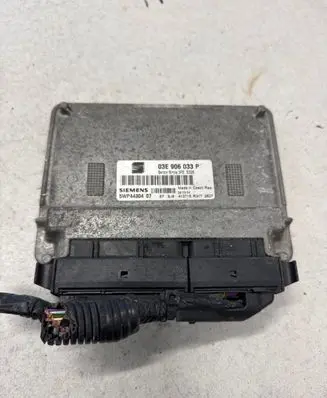 Seat Ibiza III (6L) Engine control unit/module 03E906033P 5WP4430407 3PE5328