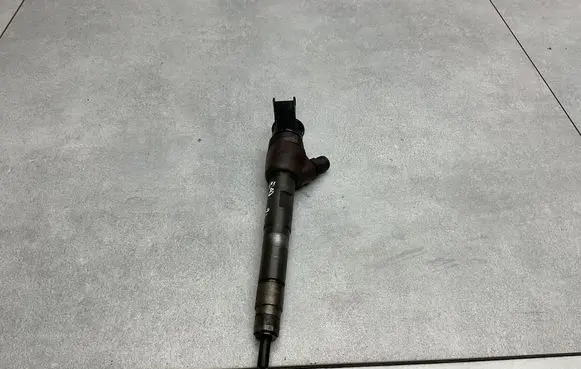 Land Rover Range Rover Evoque L538 Fuel injector G4D39K546AA 0445110654