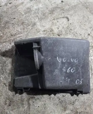 Volvo S80 Air filter box 8626061