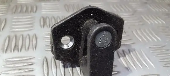 BMW 5 E39 Front door lock loop/hook striker 8176350