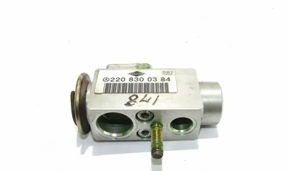 Mercedes-Benz B W245 Air conditioning (A/C) expansion valve 2208300384