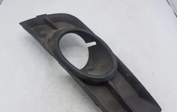 Chevrolet Captiva Front fog light trim/grill NOCODE