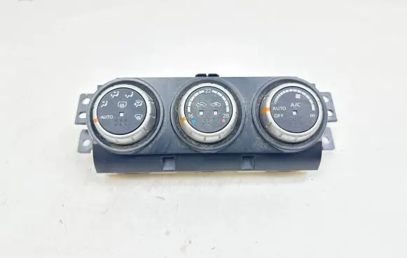 Nissan X-Trail T31 Climate control unit 27500JG700 C7605 A02000A7502000
