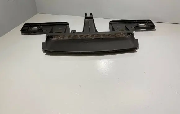 Volvo S80 Third/center stoplight 8635070
