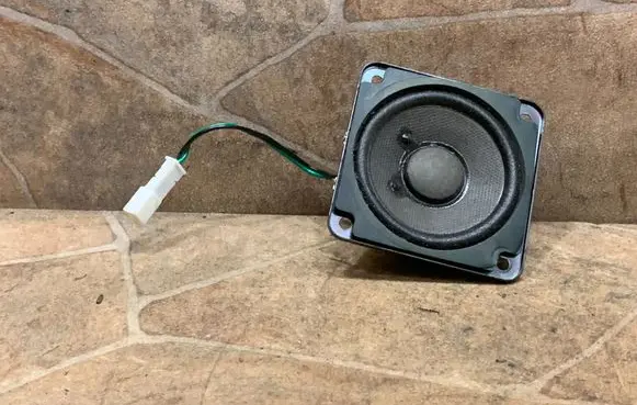 Mercedes-Benz SL R230 Panel speaker A2308200302