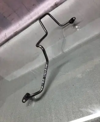 Volkswagen Taigo Turbo turbocharger oiling pipe/hose 05e145140n