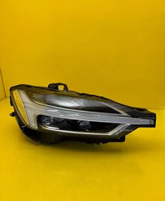 Volvo XC60 Headlight/headlamp 31420412