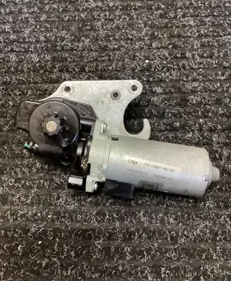 BMW X3 F25 Seat adjustment motor P01259001 0130002633