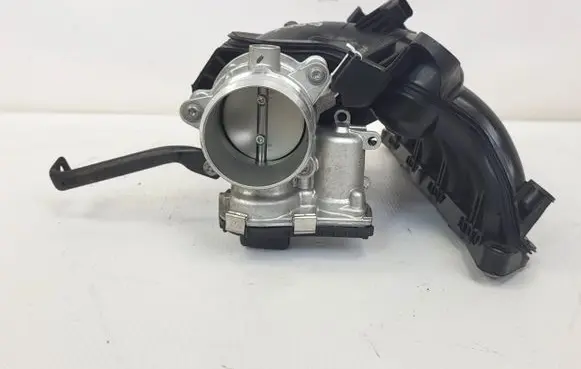 Peugeot 5008 II Throttle valve 9818664880