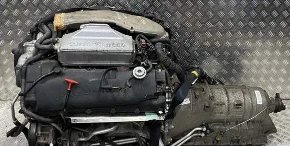 Jaguar XJ X350 Engine 2W937000 AJA8