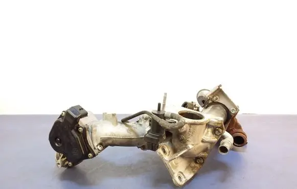 Renault Kangoo II EGR valve cooler 147355713R