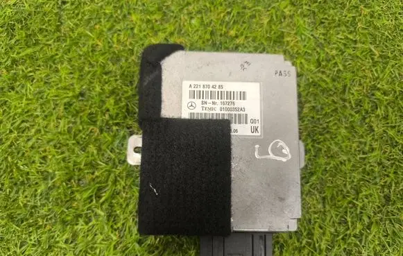 Mercedes-Benz S W221 Other control units/modules A2218704285 167276 01000352A3