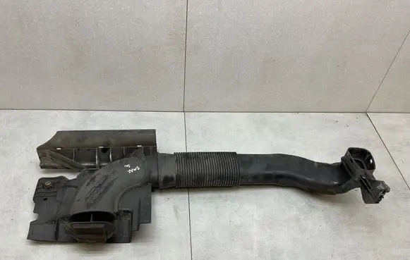 Ford S-MAX Air intake duct part AG919E635AE