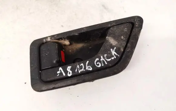 Hyundai Getz Rear door interior handle 82611tb010 82611-tb010