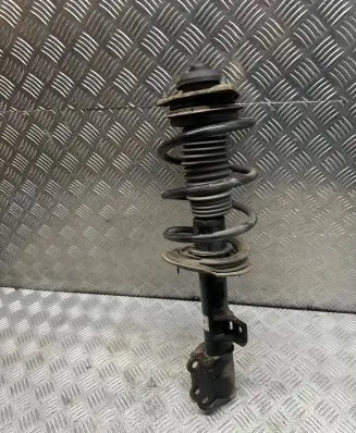 Hyundai ix35 Front shock absorber with coil spring 546602Y610