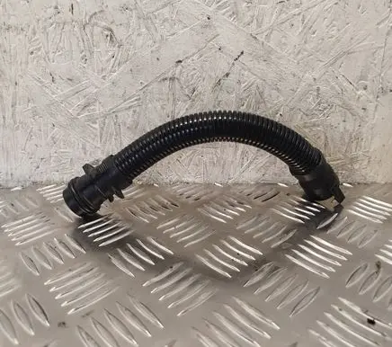 BMW 6 F06 Gran coupe Breather hose/pipe 586509