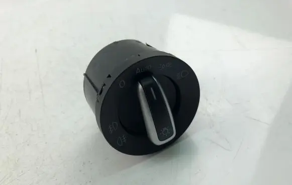 Volkswagen PASSAT B8 Light switch 3C8941431A