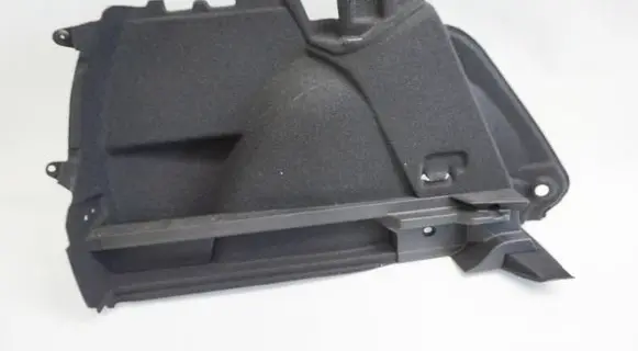 Volkswagen Golf VIII Trunk/boot side trim panel