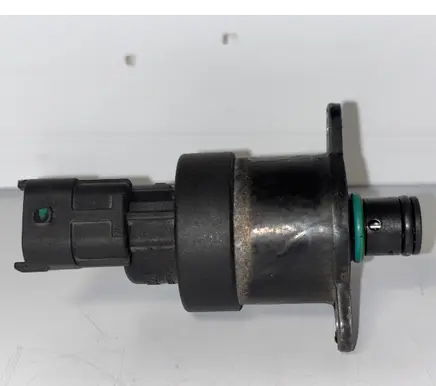 Volvo XC70 Fuel pressure sensor 0928400548