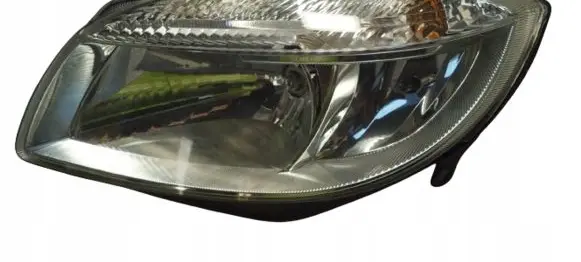 Skoda Fabia Mk2 (5J) Headlight/headlamp