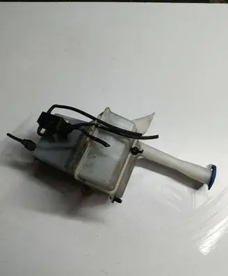 Hyundai i40 Windscreen/windshield washer pump 98510-1W000