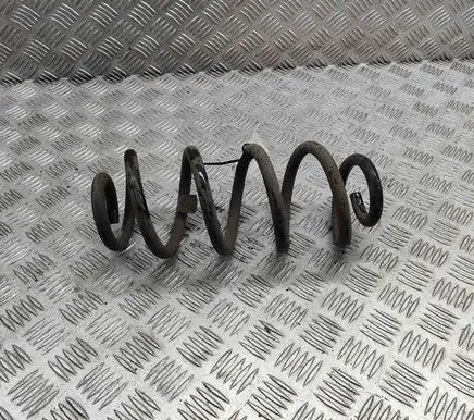 Volvo XC40 Rear coil spring 31658707