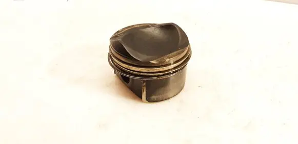 Audi A4 S4 B7 8E 8H Piston 82P41