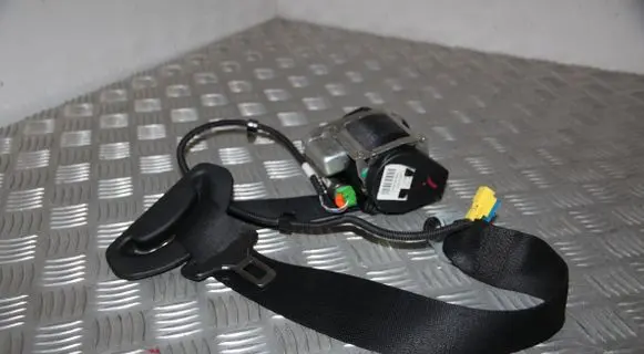 Mercedes-Benz Sprinter W906 Front seatbelt 609167400 A9068603185 9068603185
